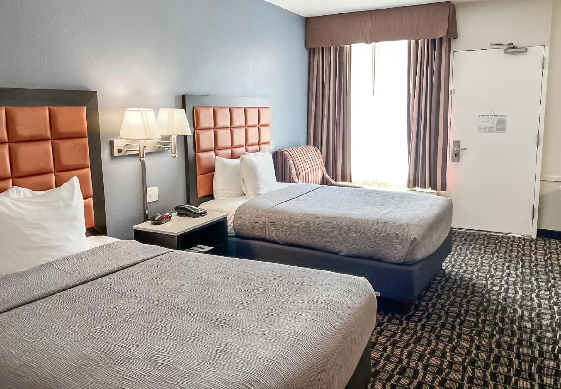 Quality Inn Airport - Cruise Port Tampa Zewnętrze zdjęcie