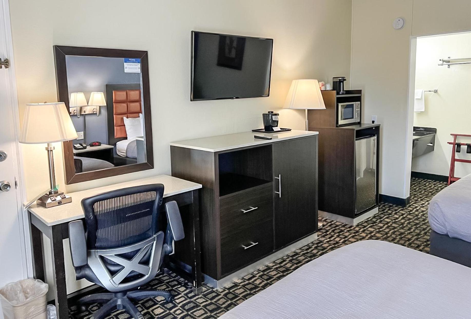 Quality Inn Airport - Cruise Port Tampa Zewnętrze zdjęcie