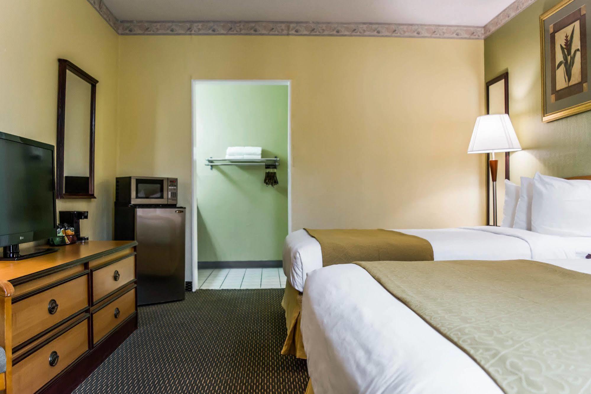 Quality Inn Airport - Cruise Port Tampa Zewnętrze zdjęcie